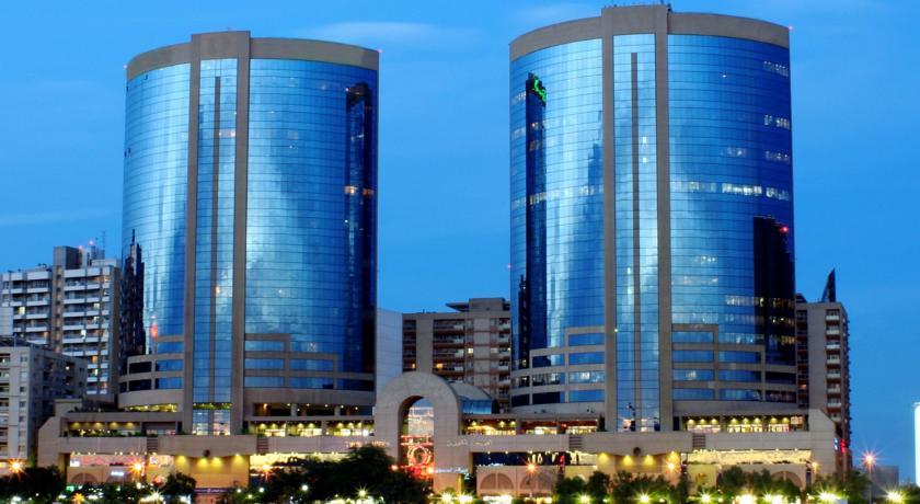 Hotel Phoenicia Grand