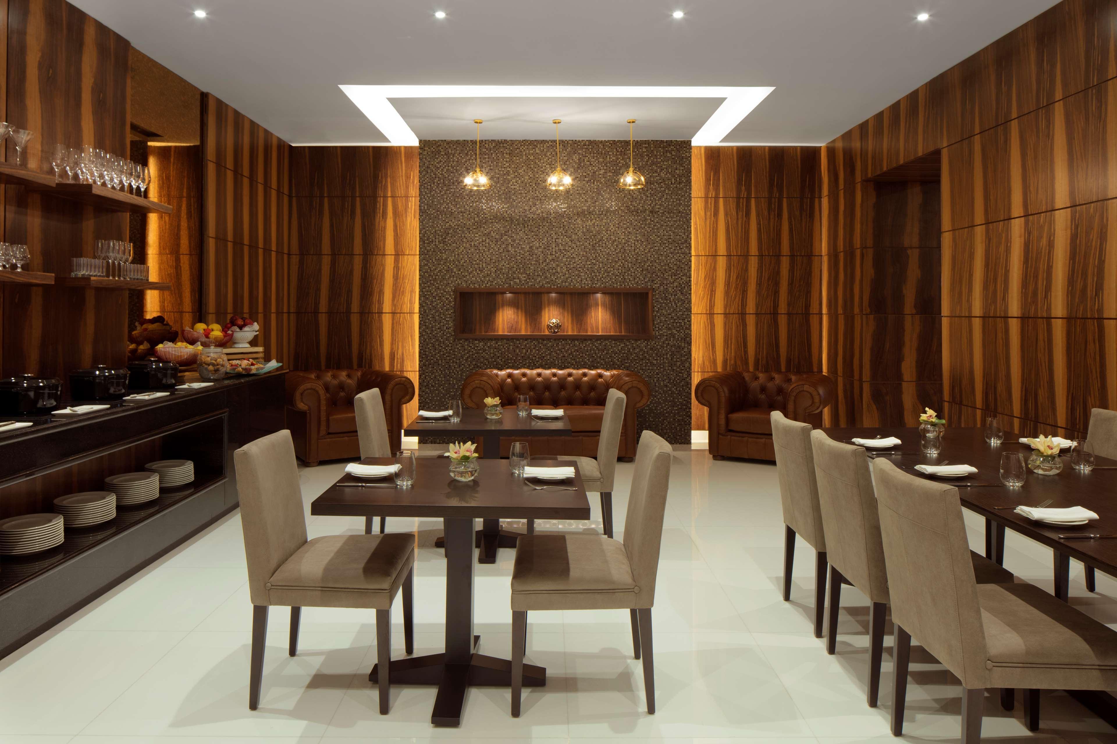 Radisson Blu Hotel, Waterfront 5*
