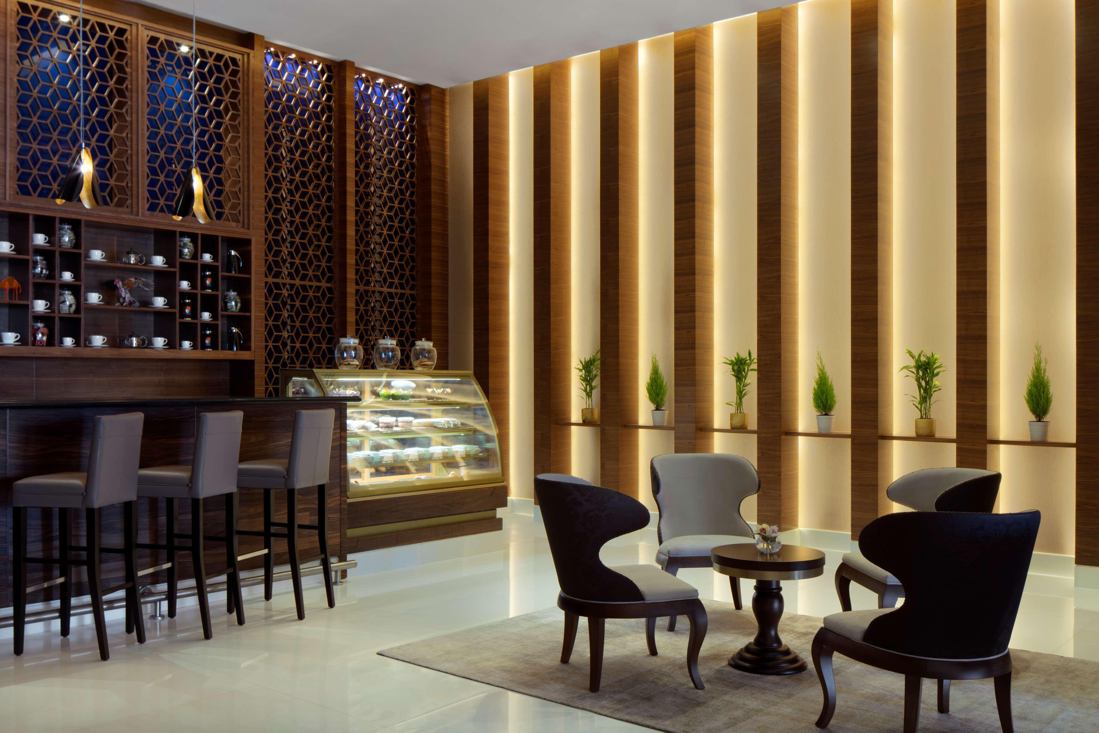 Hotel Radisson Blu Hotel, Waterfront Dubai