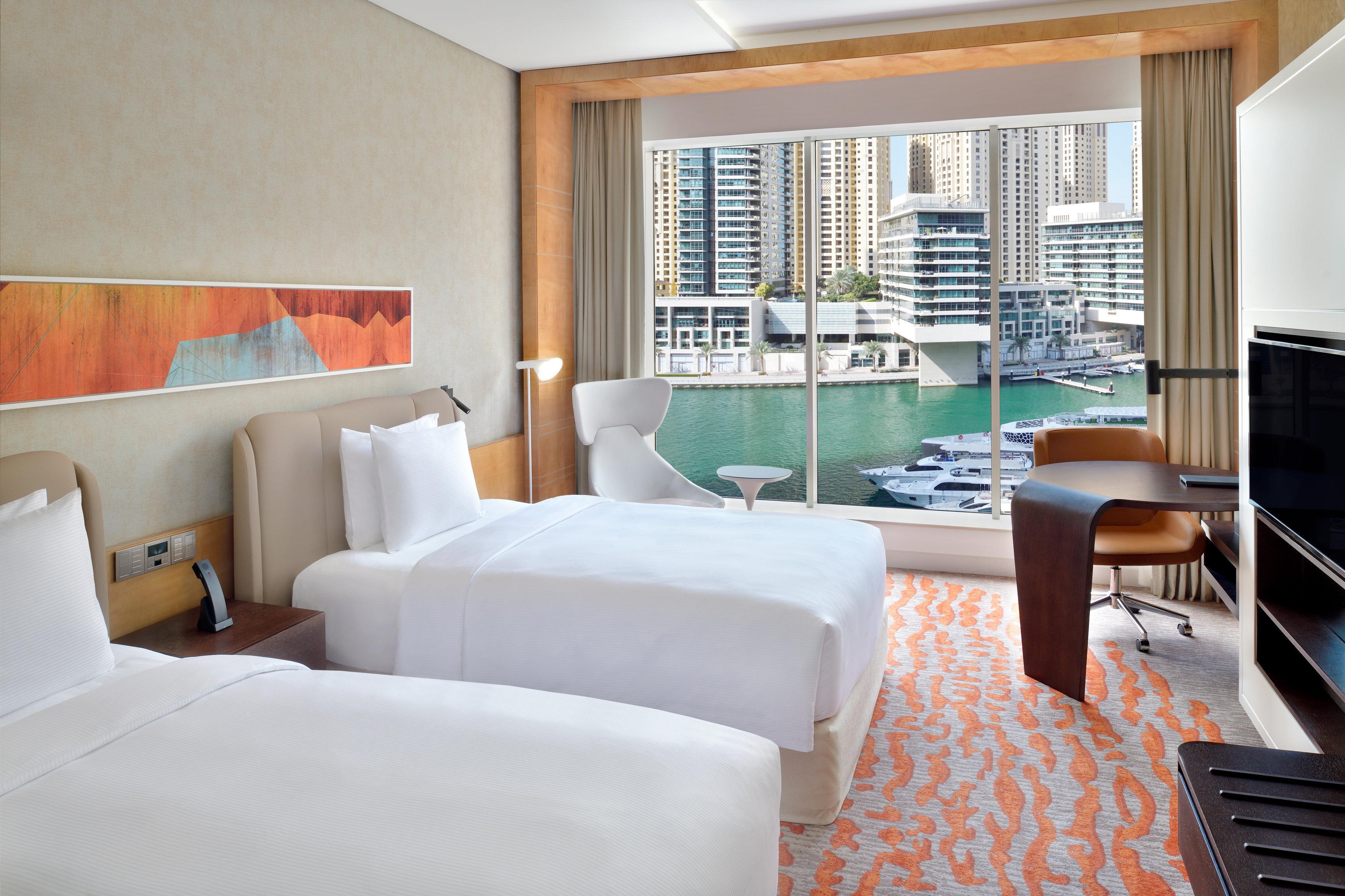 Crowne Plaza Marina By Ihg 5*