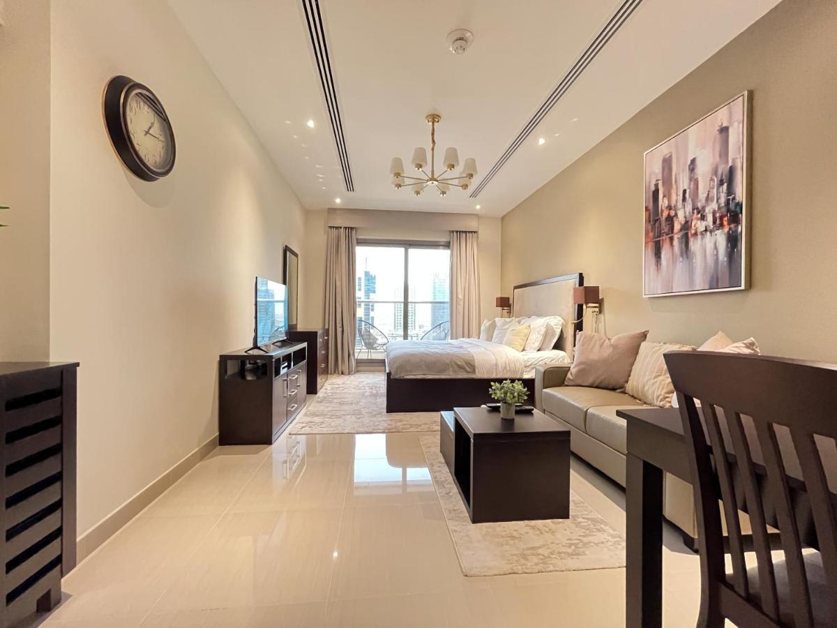 Daire Trophy - Downtown Scape Views *
