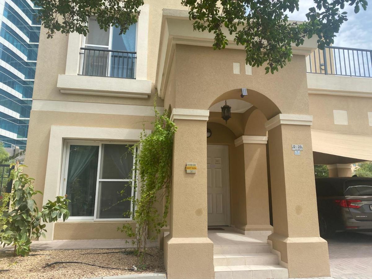Spacious 4-bedroom Villa, Children Friendly *