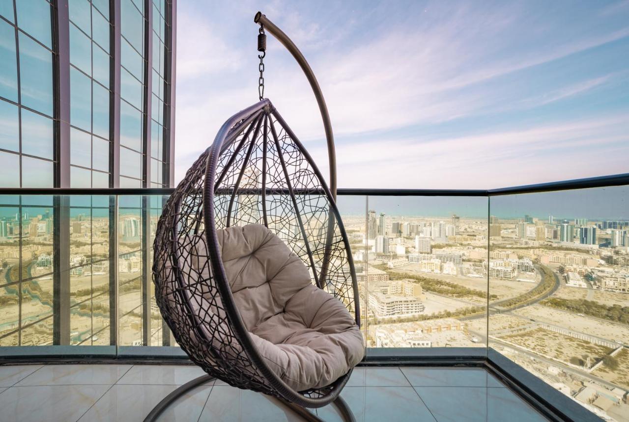 Sky View Tower *
