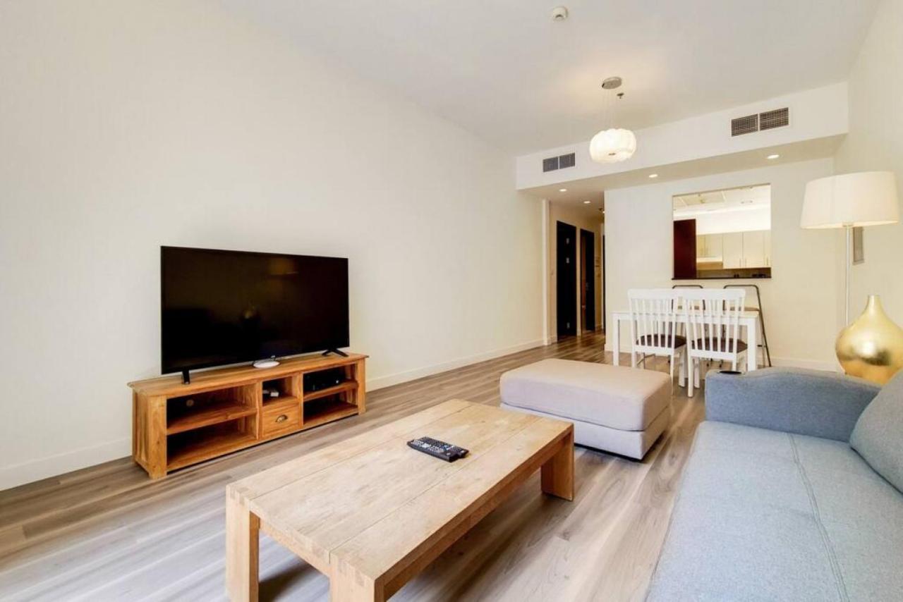 Autumn 1 Seasons - Cosy One Bedroom Apartment