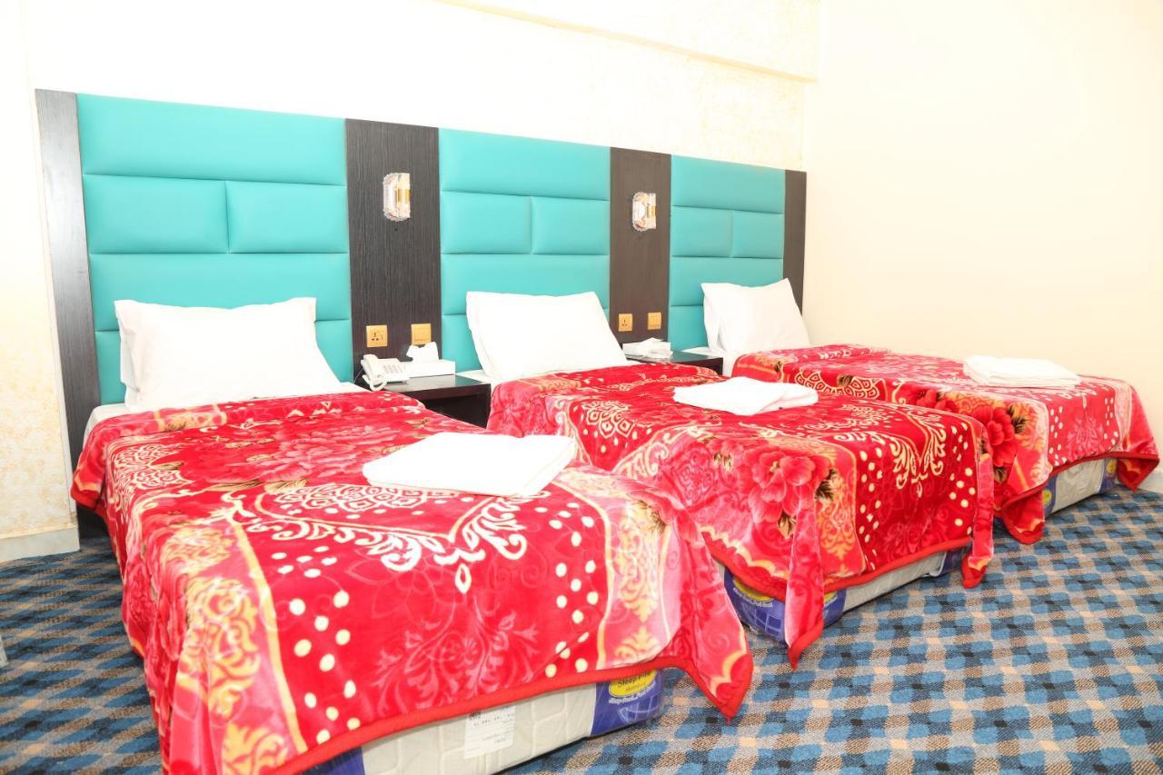 Otel Dream Square *