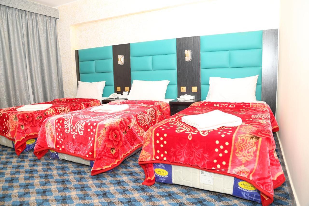 Otel Dream Square *