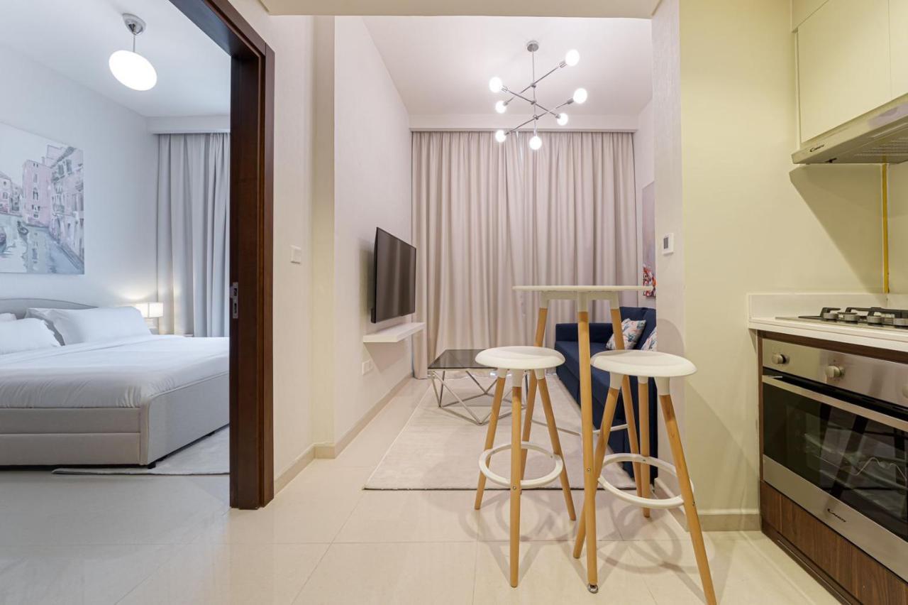 Alluring 1 Bd In Business Bay With Burj Khalifa View *
