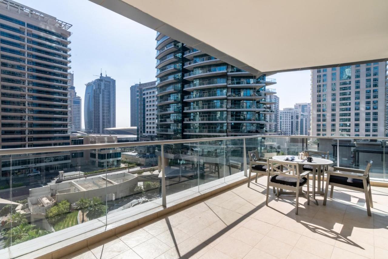 The Smart Concierge - Marina Scape Apartment *
