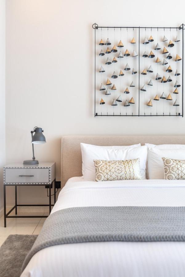 The Smart Concierge - Marina Scape * Dubai