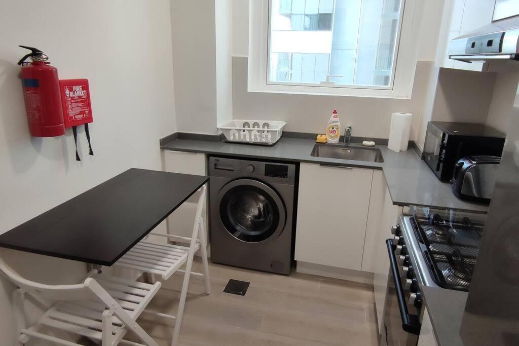 Daire High Floor 1br Vacation With Terrace *