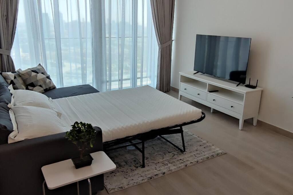 Daire High Floor 1br Vacation With Terrace *