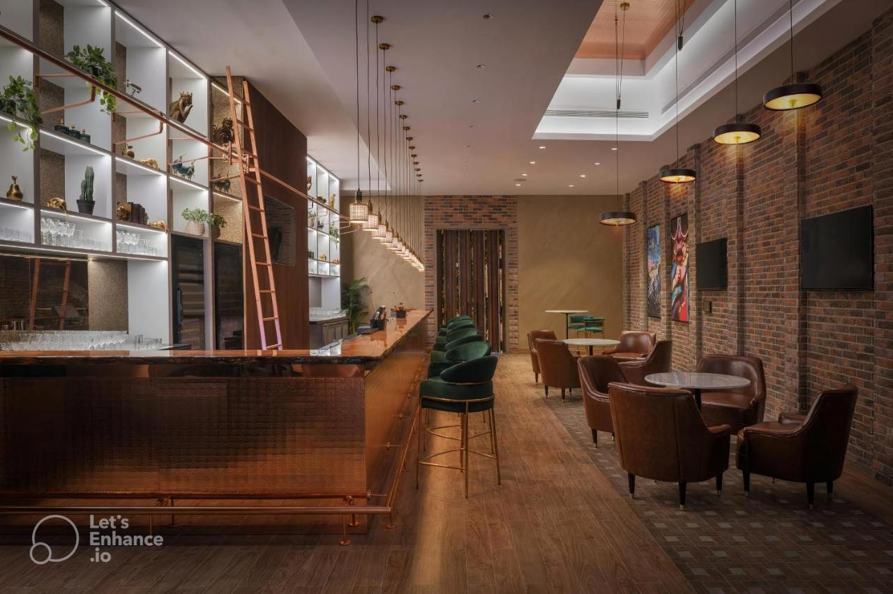 Paramount Midtown, Business Bay * Dubai