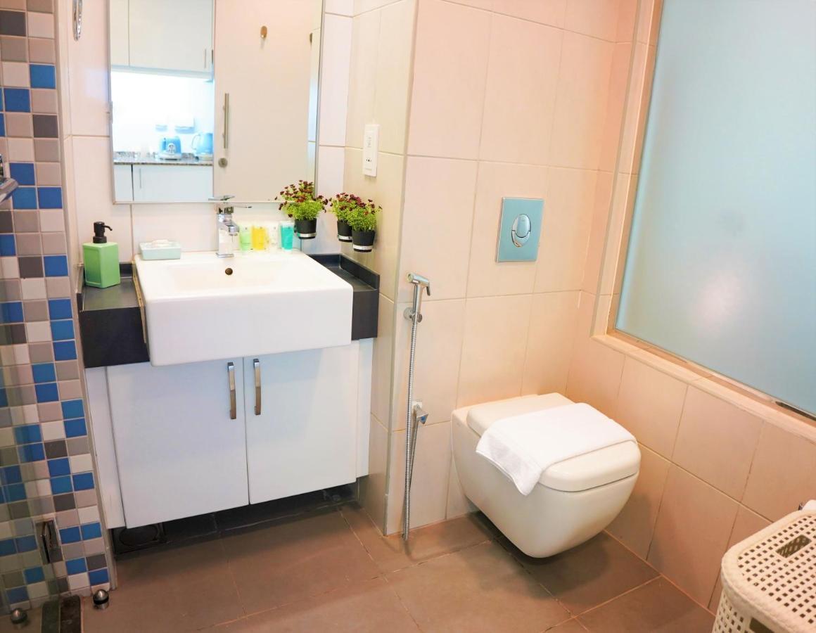 Luxury On The Palm With Marina View Balcony Apartment Dubai