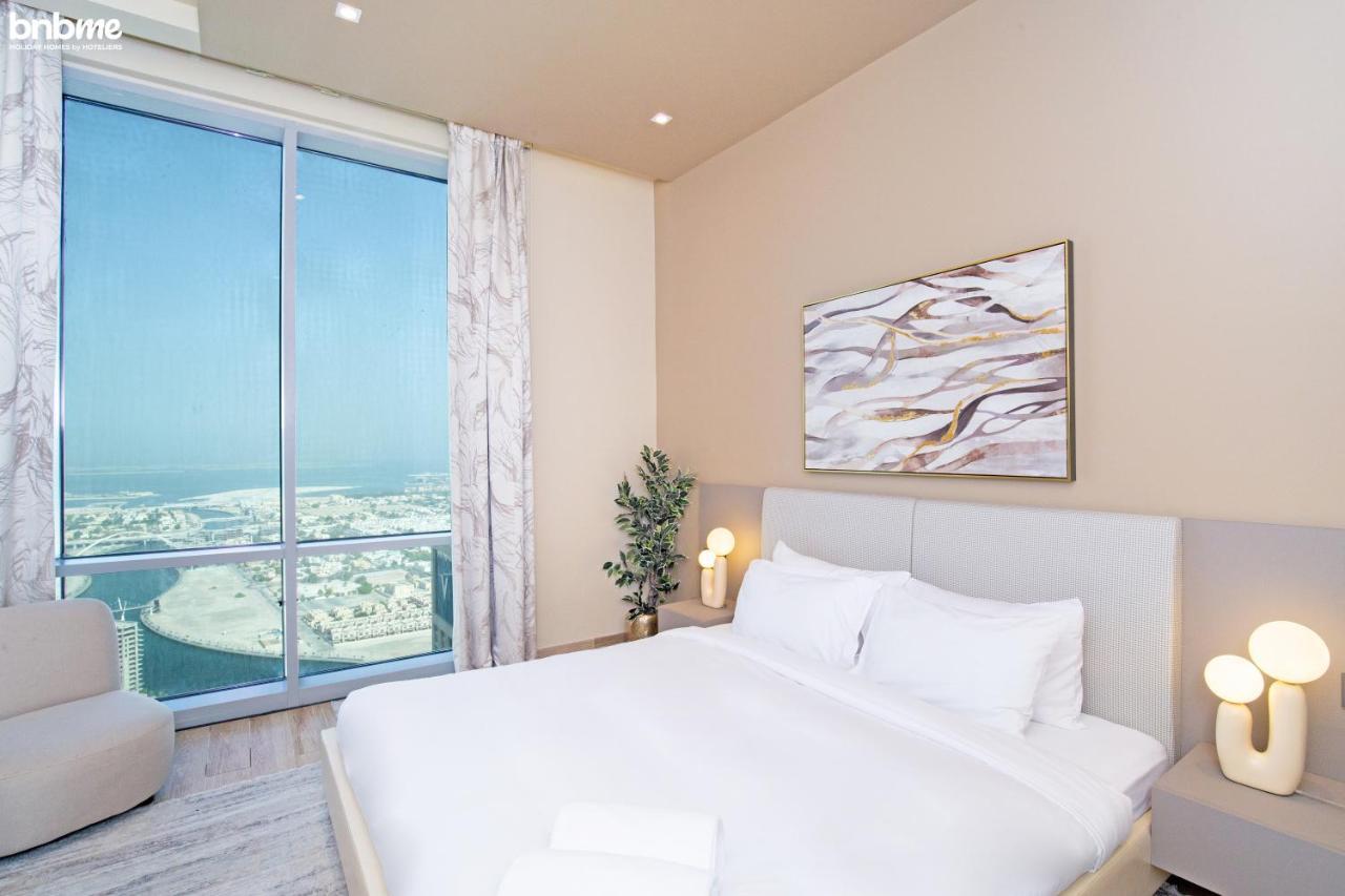 Bnbme - Waterfront Expansive Apt With Maid's Room, Poolside Cafe Daire