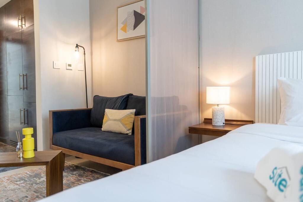 Cozy Studio In Sparkle Tower Jbr By Suiteable Apartment *
