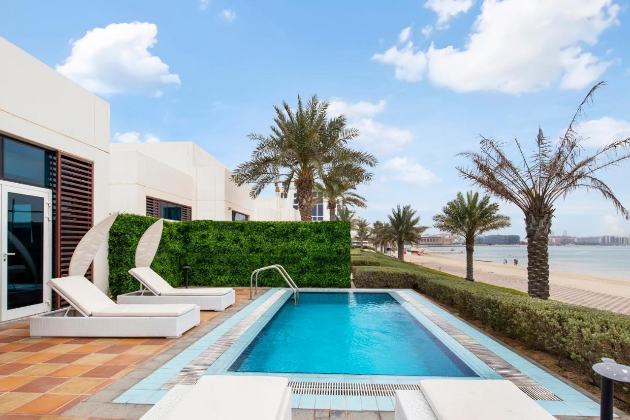 Fam Living - Sarai Beach Villas - Palm Jumeirah - Families Only