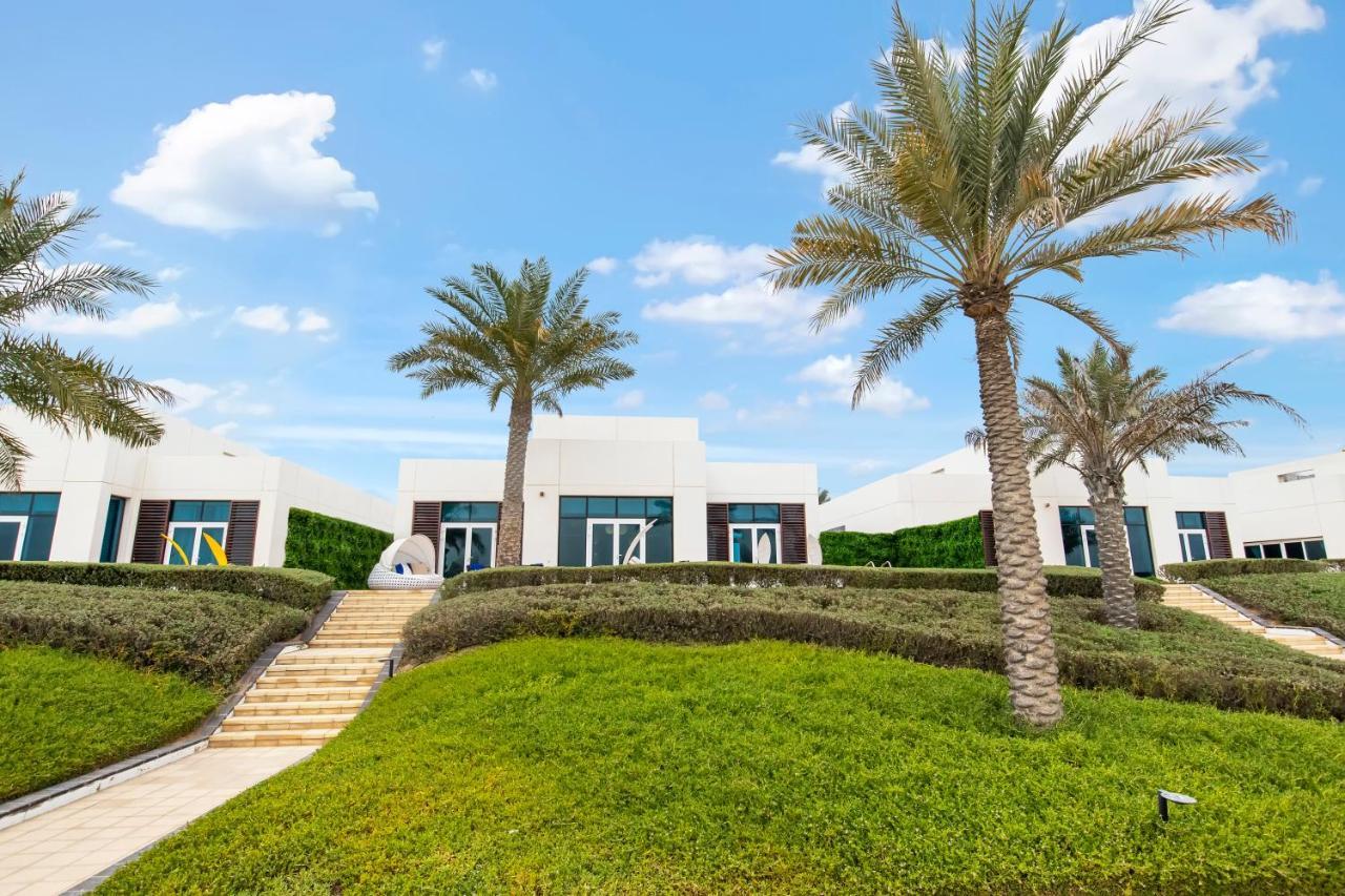 Villa Fam Living - Sarai Beach Villas - Palm Jumeirah - Families Only *