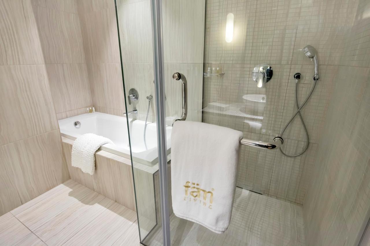 Villa Fam Living - Sarai Beach Villas - Palm Jumeirah - Families Only