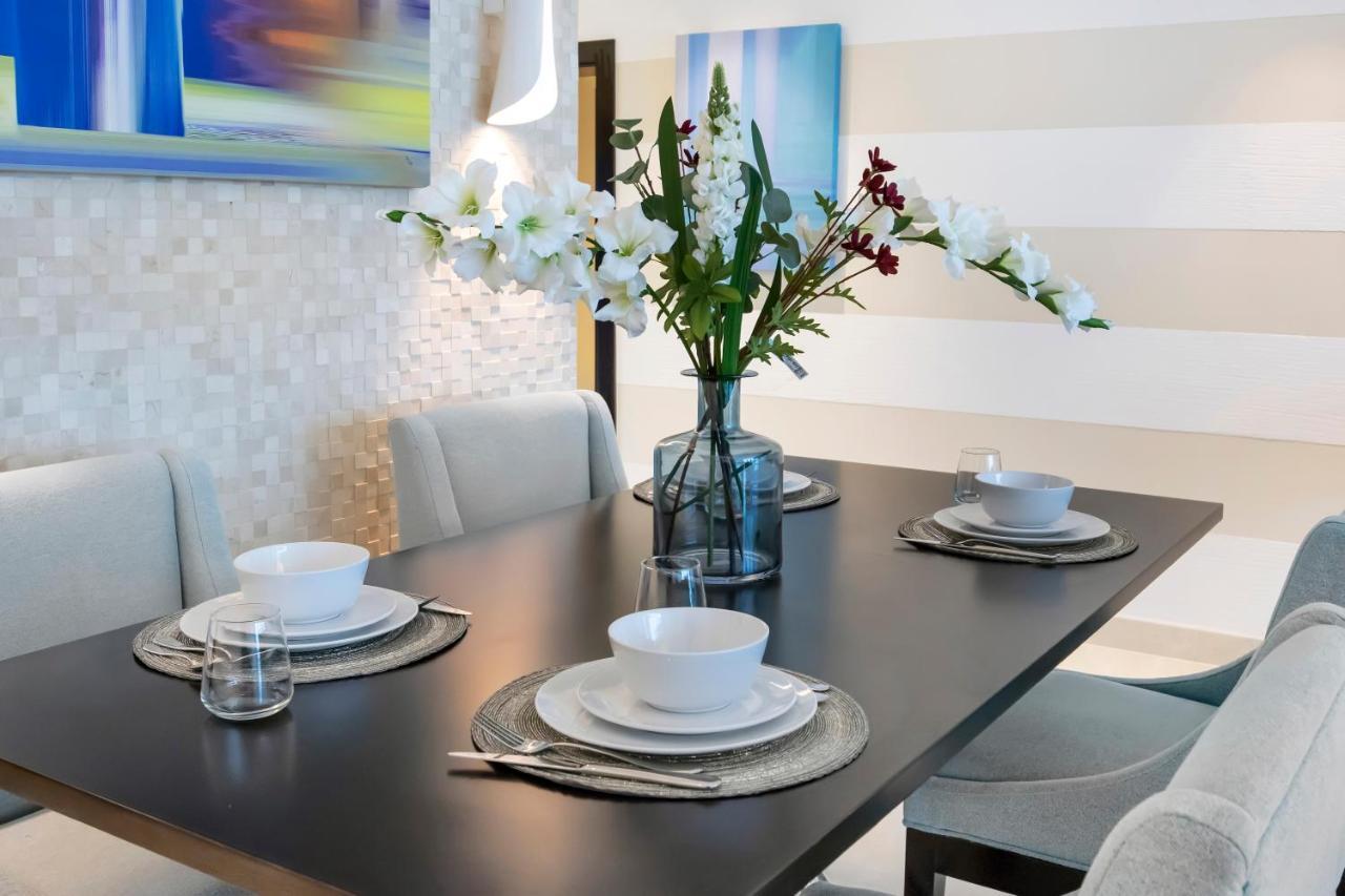 Villa Fam Living - Sarai Beach Villas - Palm Jumeirah - Families Only