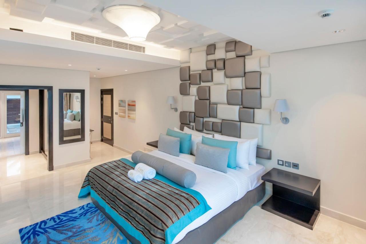 Fam Living - Sarai Beach Villas - Palm Jumeirah - Families Only Villa