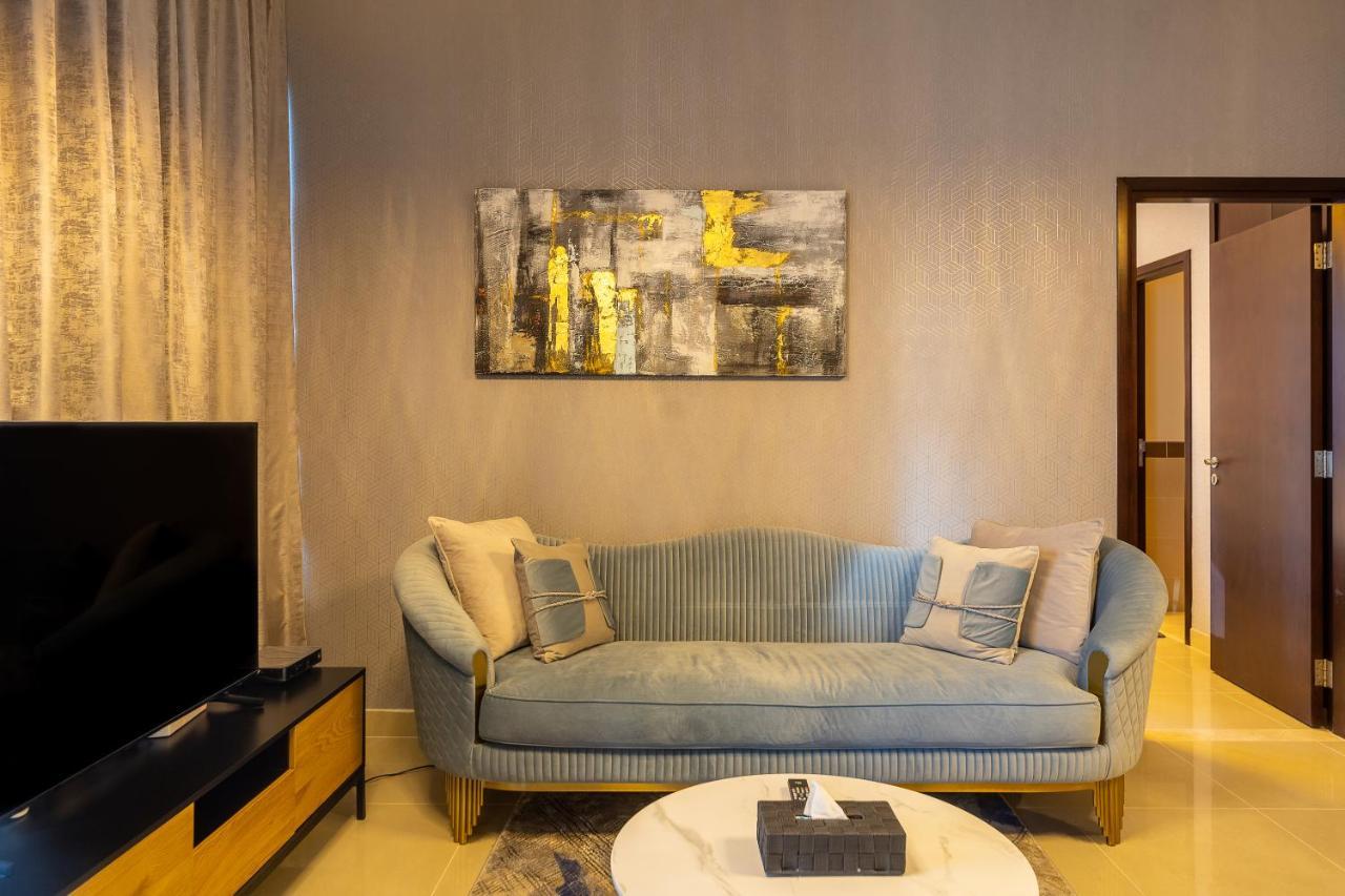 Daire 29 Boulevard Contemporary & Spacious Apartment, Burj & Fountain View *