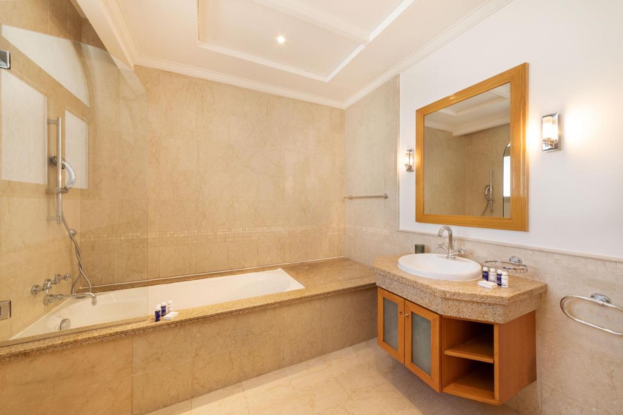 Maison Privee - Luxury With Dramatic View Private & Pool * Dubai