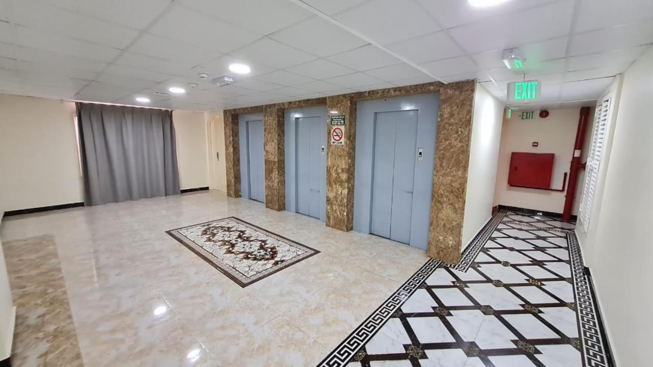 Phoenicia Grand 2*