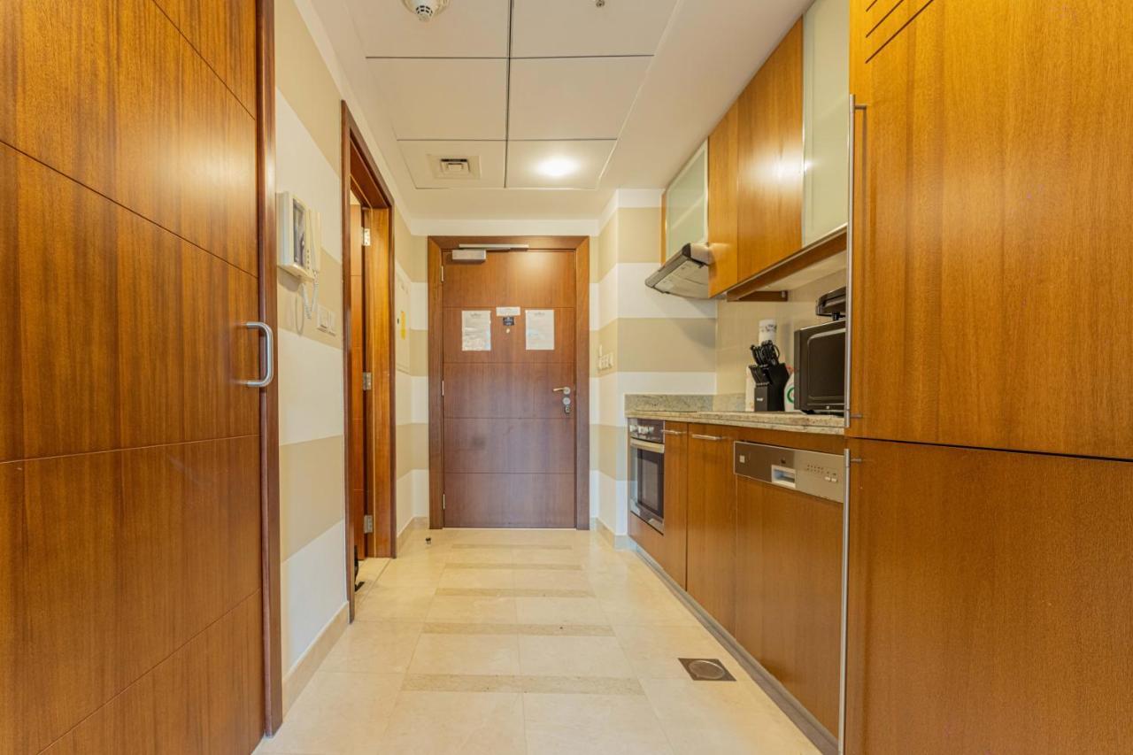 First Class Studio With Downtown Boulevard View Daire *