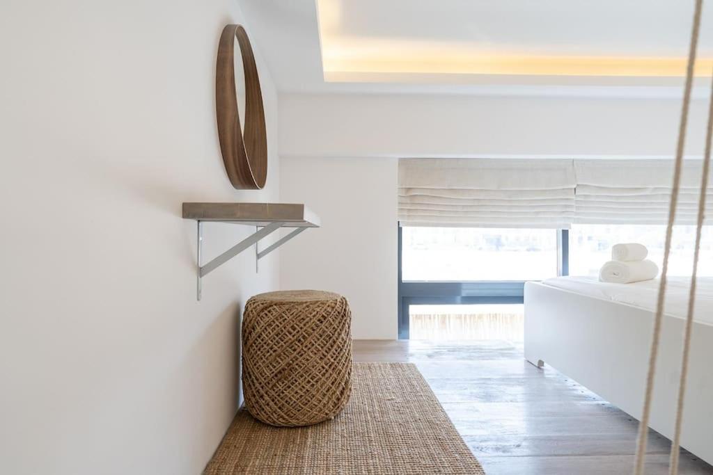 Charming Loft With Spacious Terrace In Jvc *