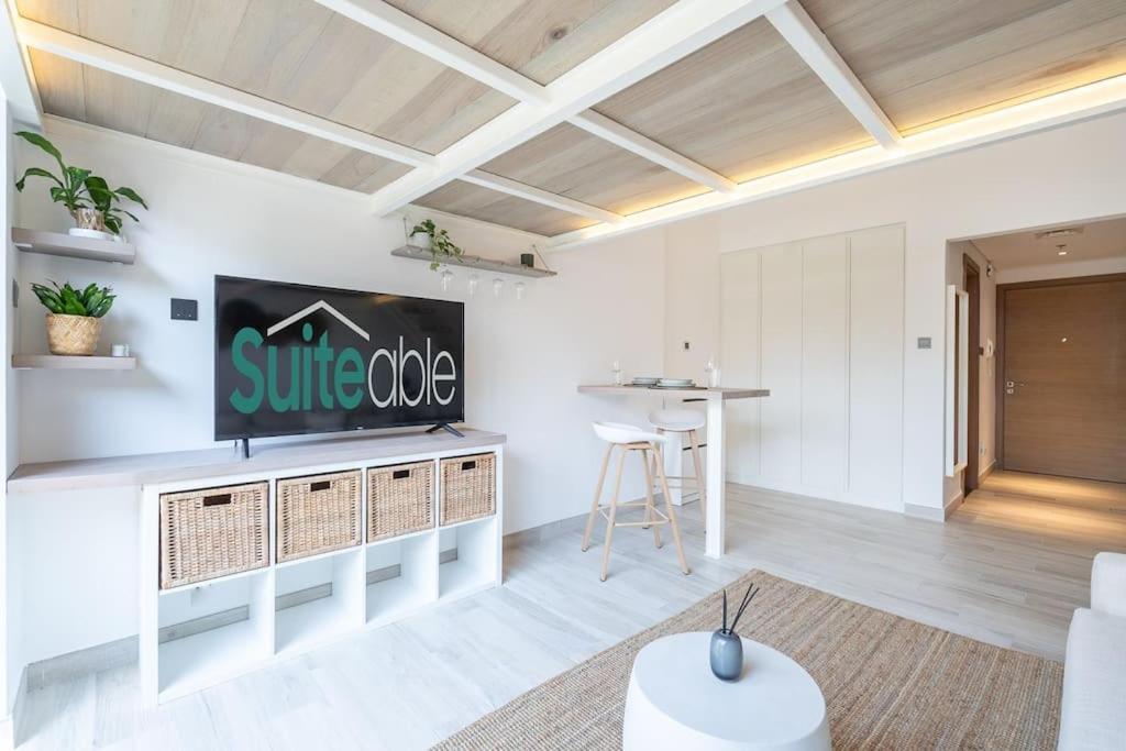 Charming Loft With Spacious Terrace In Jvc Dubai