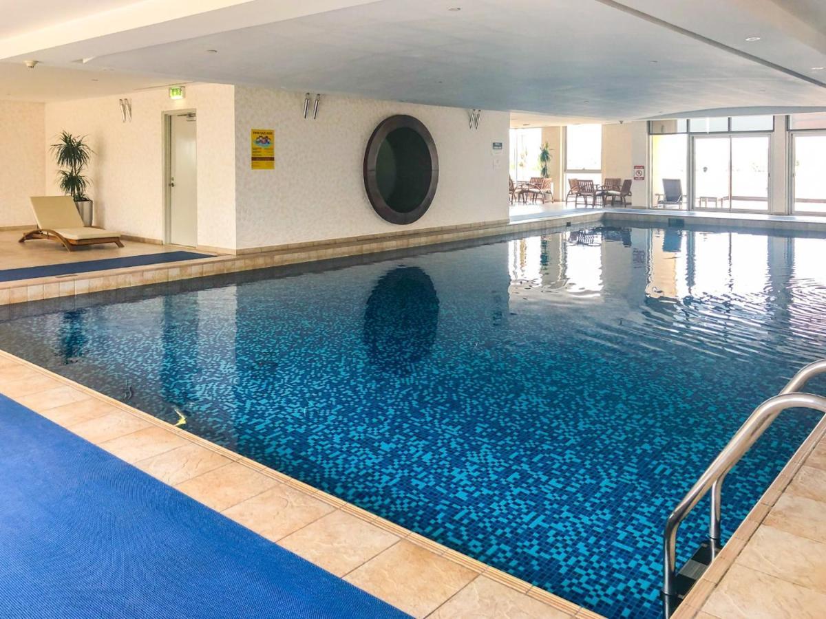 Dream Apartments- Emaar Towers - Rega Al Buteen * Dubai