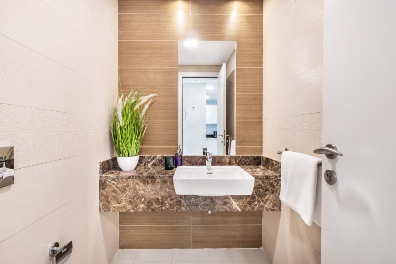 The Smart Concierge - Sparkle Tower Dubai