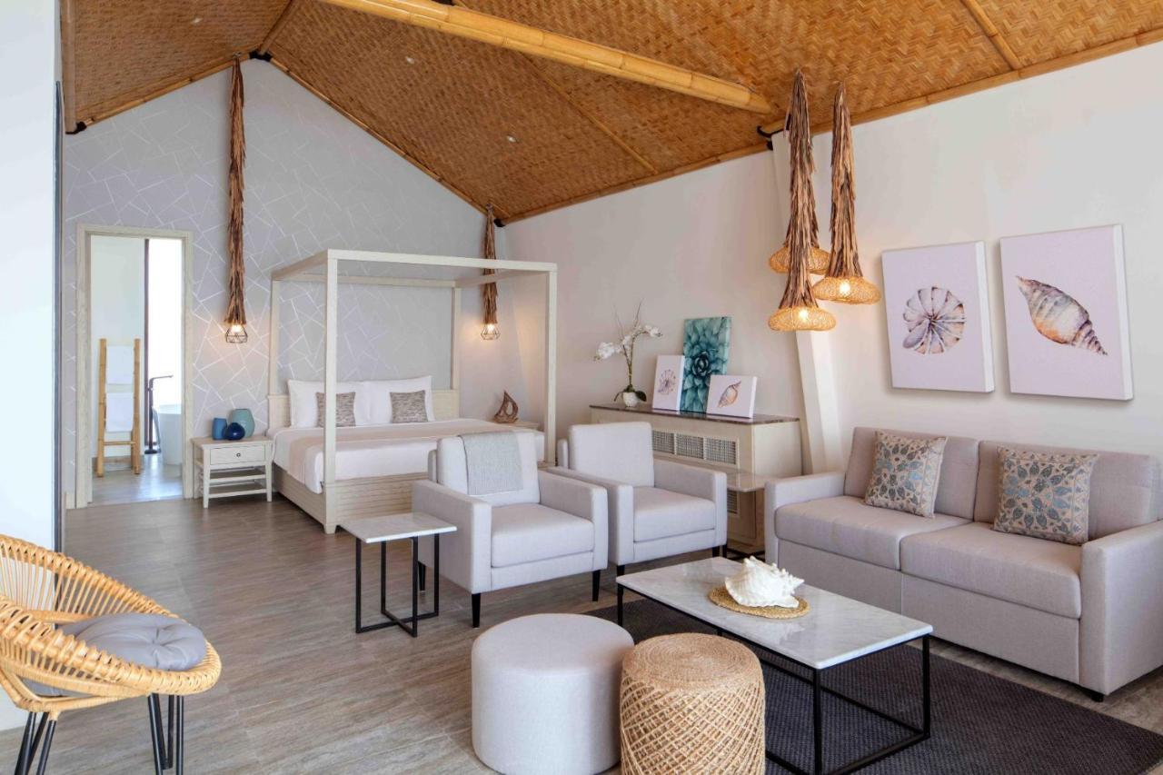 Anantara World Islands Resort Dubai