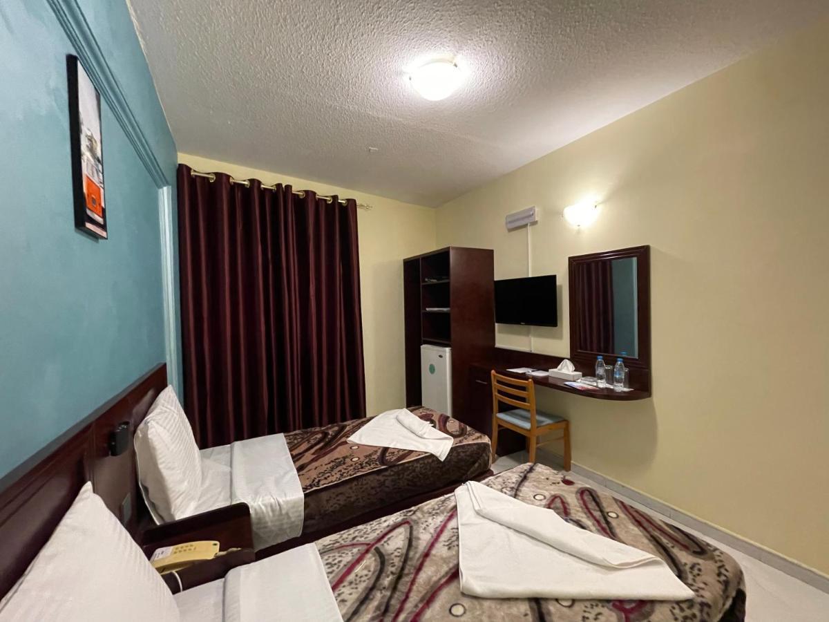 Mount Sina By Aura Otel Dubai