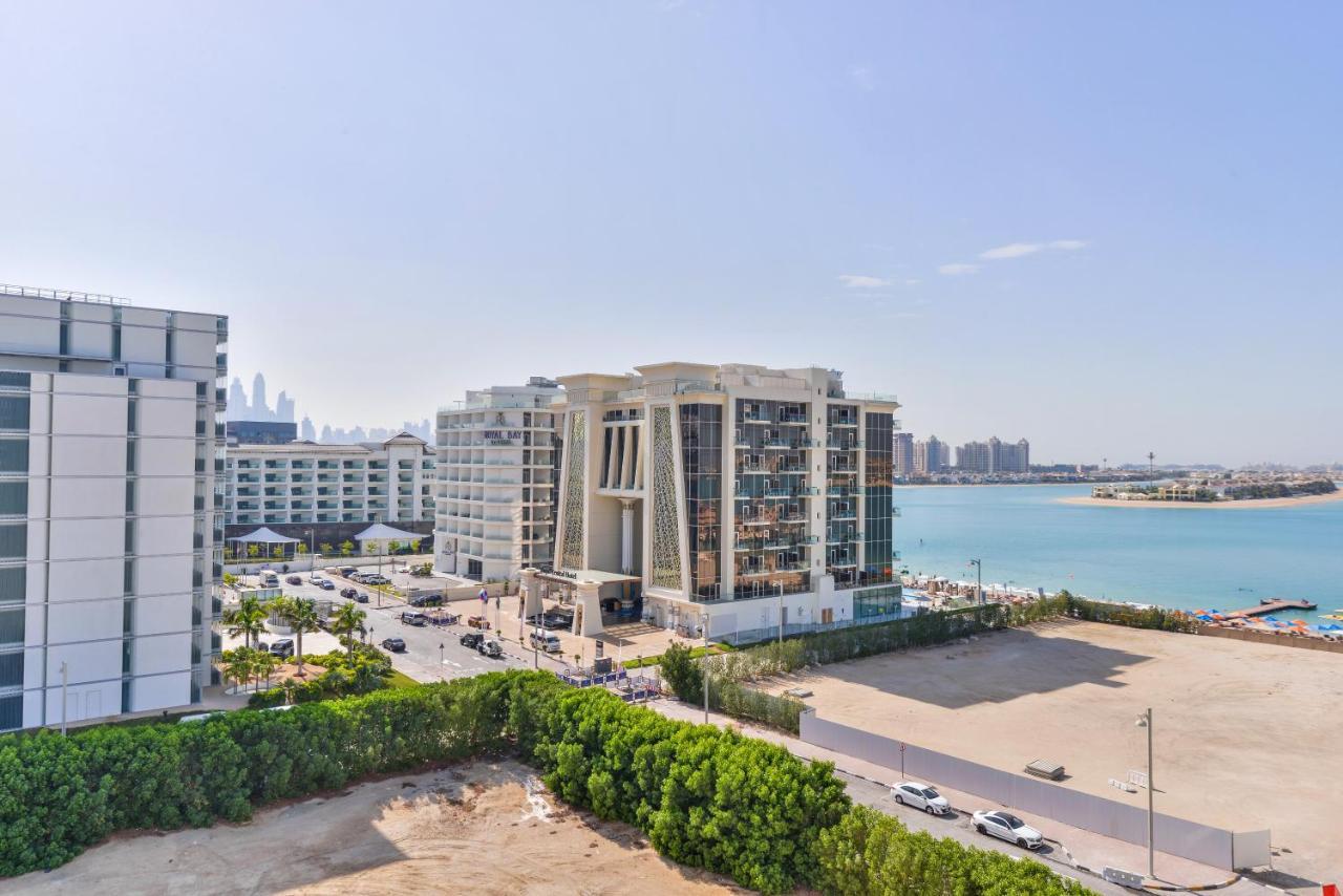 Ultra Luxury Palm - Mina Azizi - Free 5 Star Access Apartment