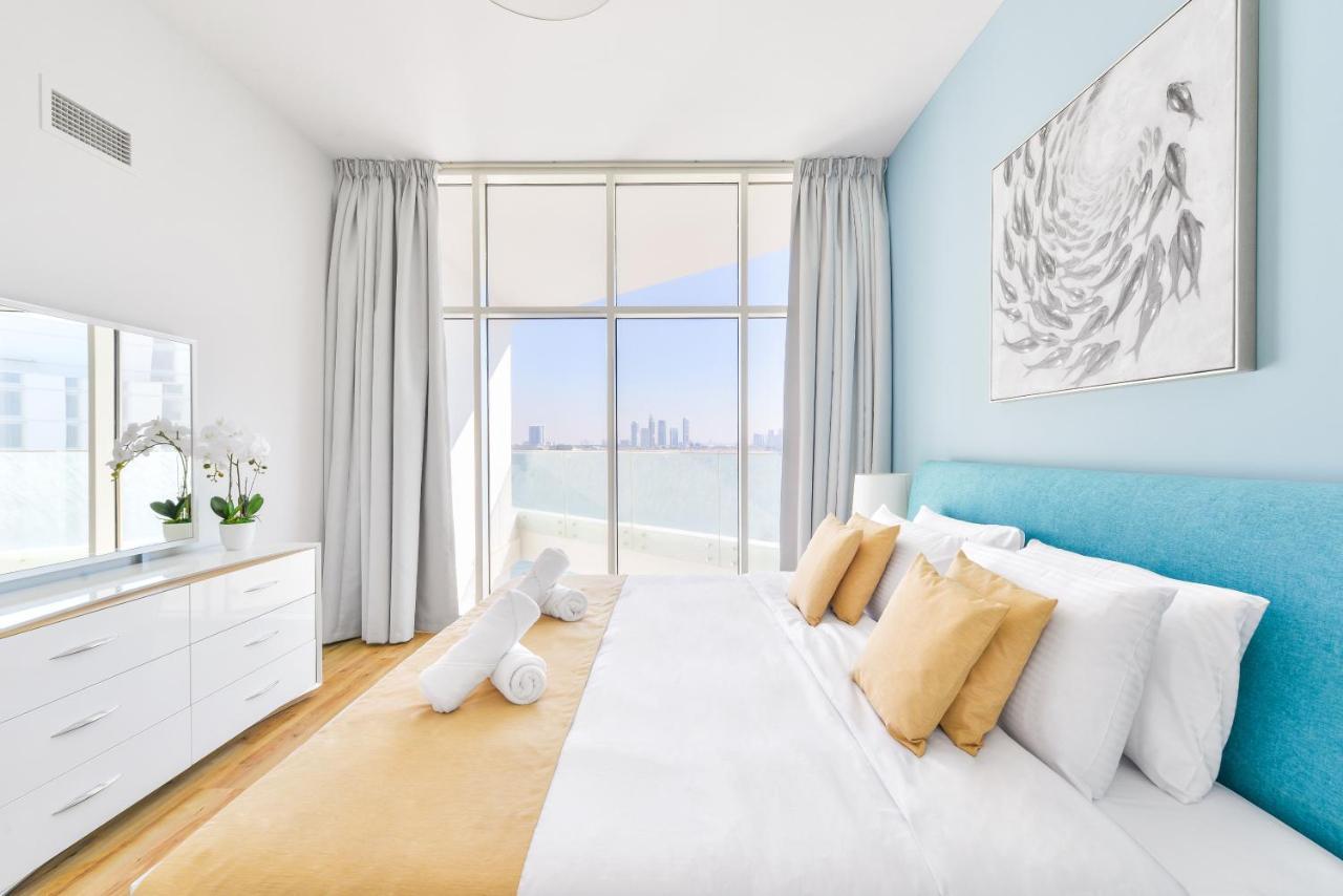 Ultra Luxury Palm - Mina Azizi - Free 5 Star Access Apartment Dubai
