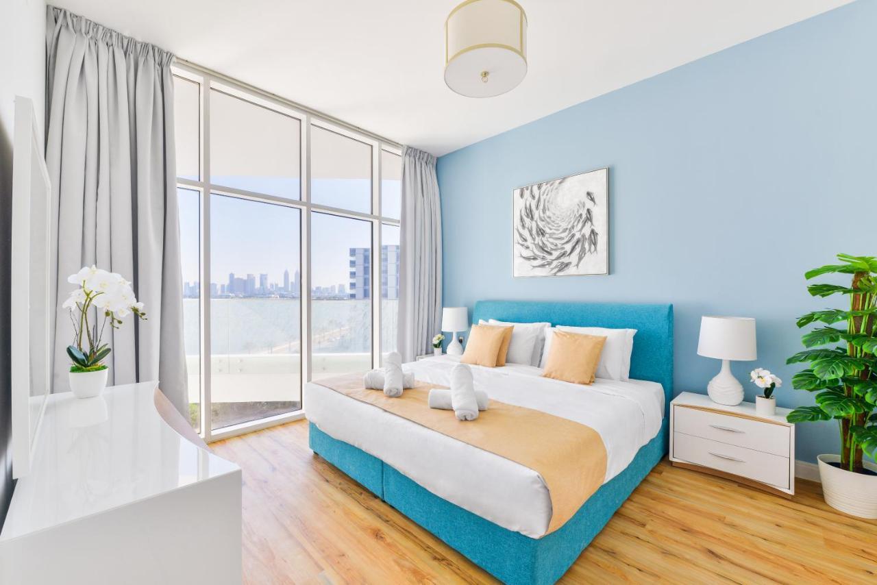 Ultra Luxury Palm - Mina Azizi - Free 5 Star Access Apartment *