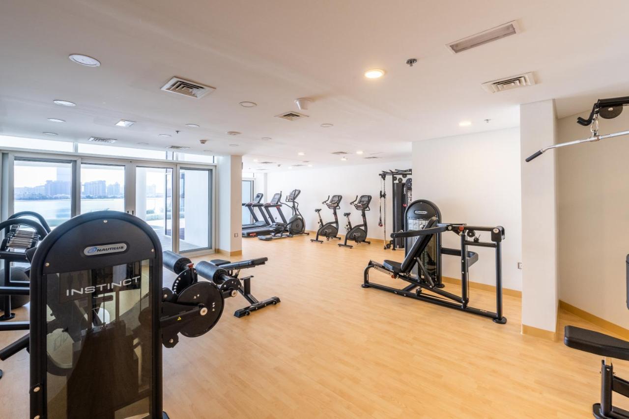 Apartment Ultra Luxury Palm - Mina Azizi - Free 5 Star Access *