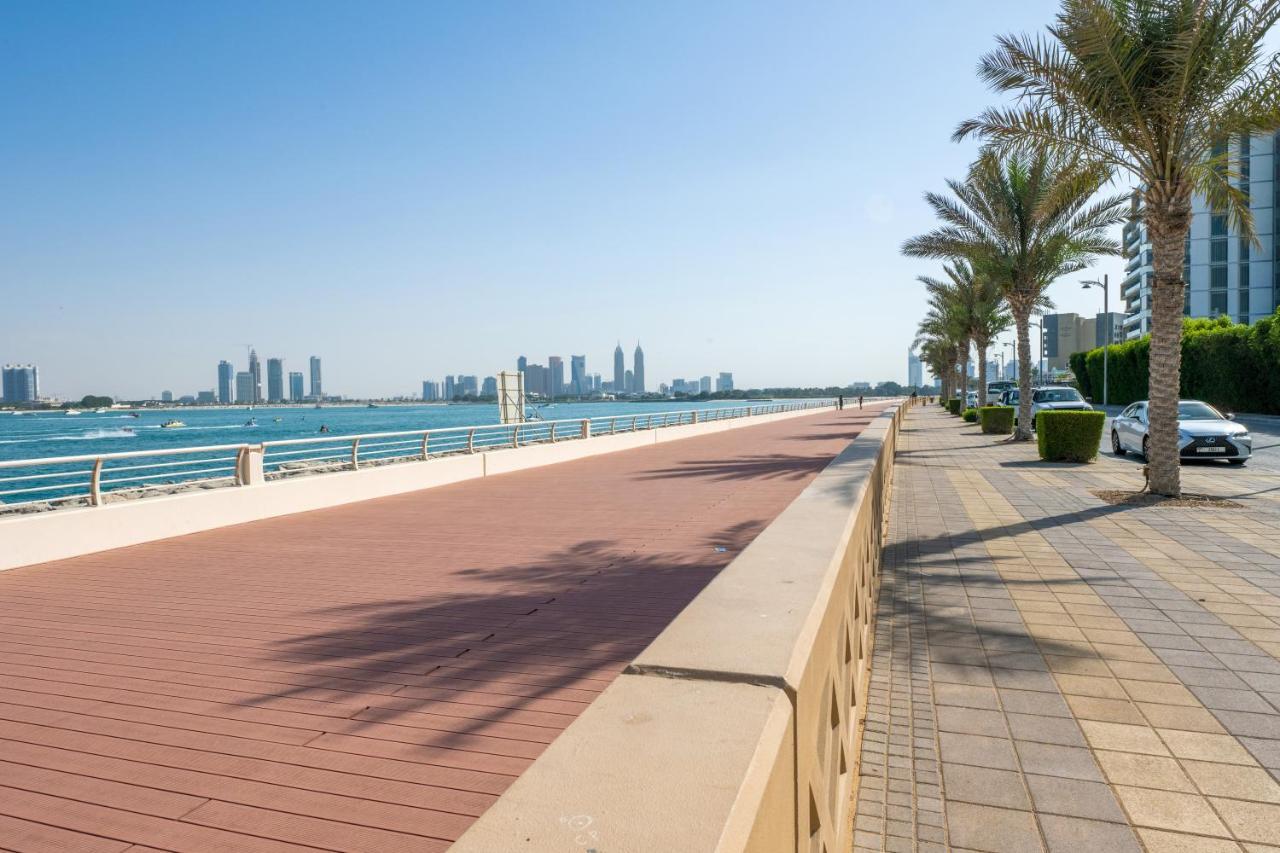 Ultra Luxury Palm - Mina Azizi - Free 5 Star Access Apartment Dubai