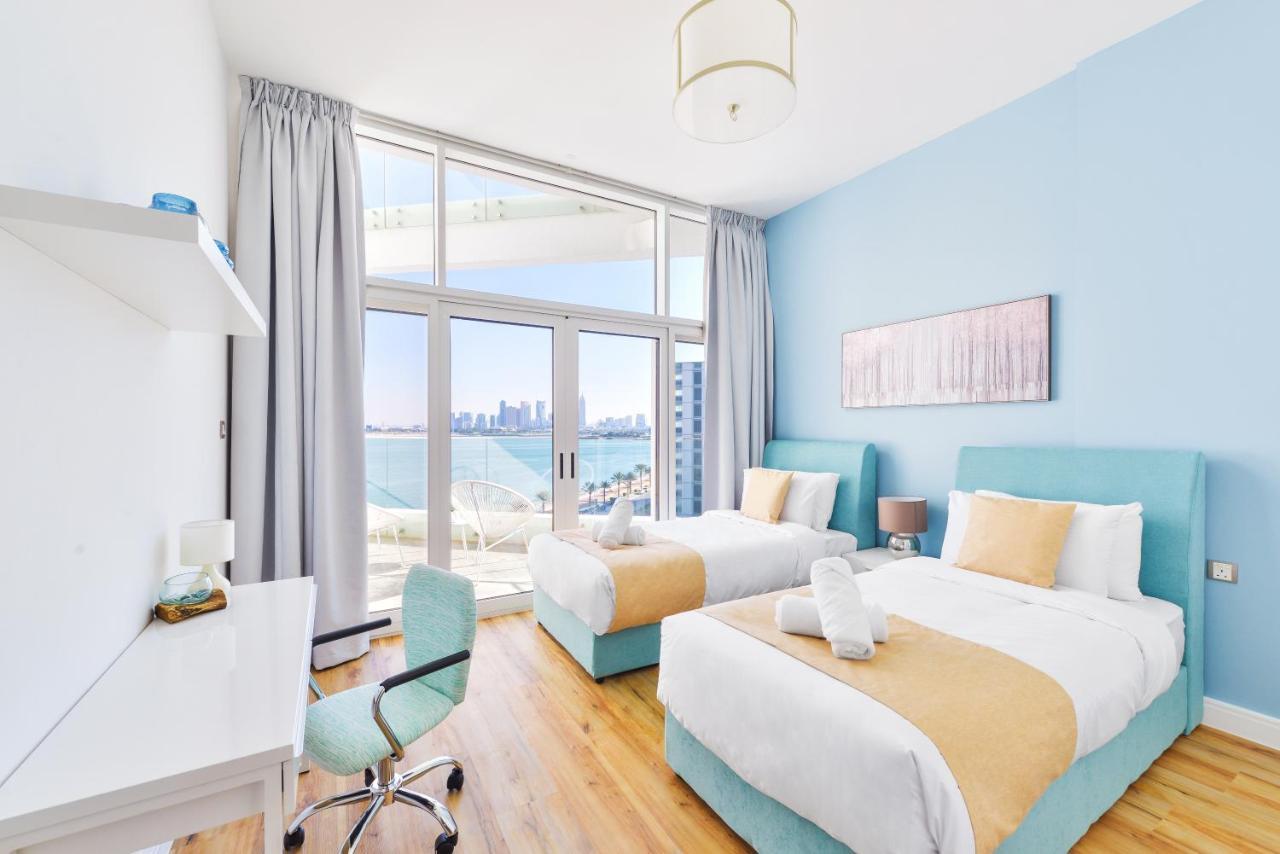 Apartment Ultra Luxury Palm - Mina Azizi - Free 5 Star Access *