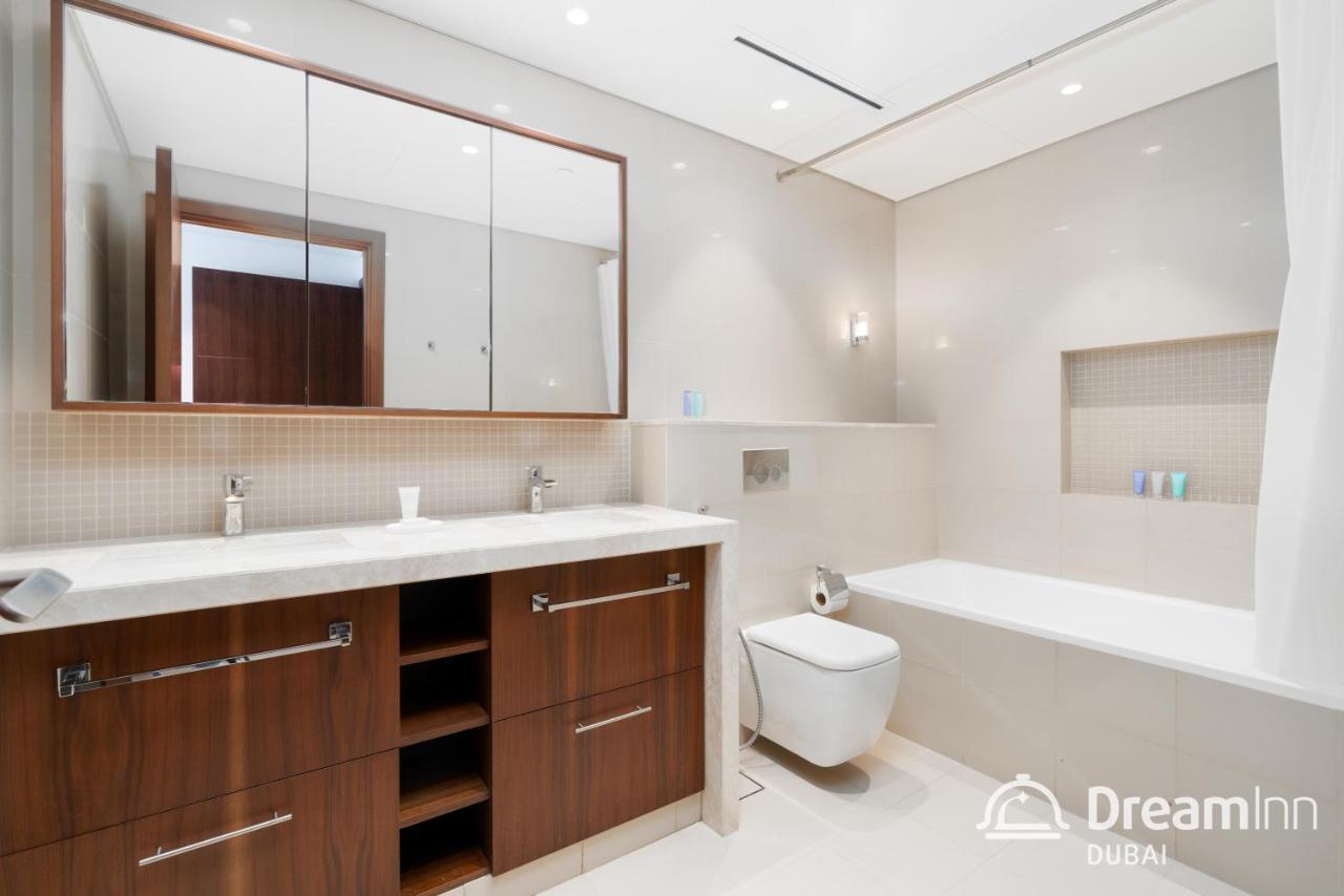 Dream Apartment- Tajer Souk Al Bahar Apartment *