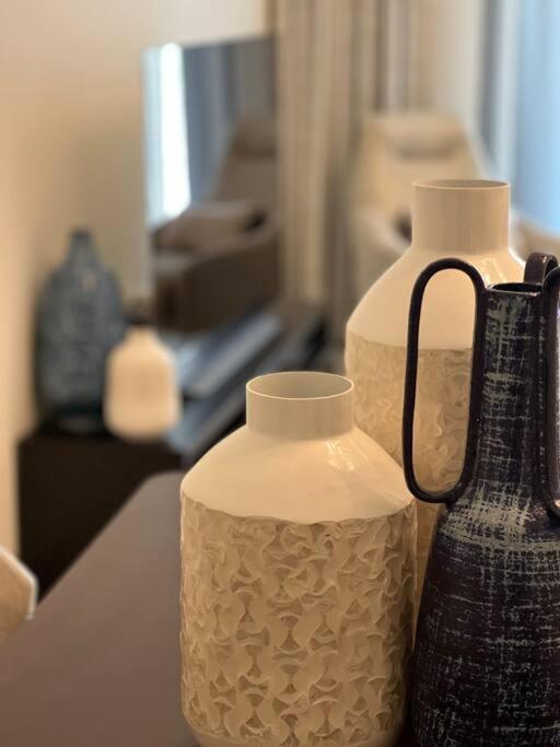 Apartment Luxurious 2 Bed Sleeps 6 In Downtown Dubai