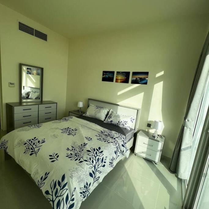 Letstay - Magnificent 3br With A Huge Garden Villa *