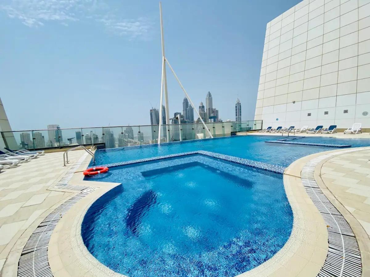 Upscale Full View In Goldcrest View Tower Dubai