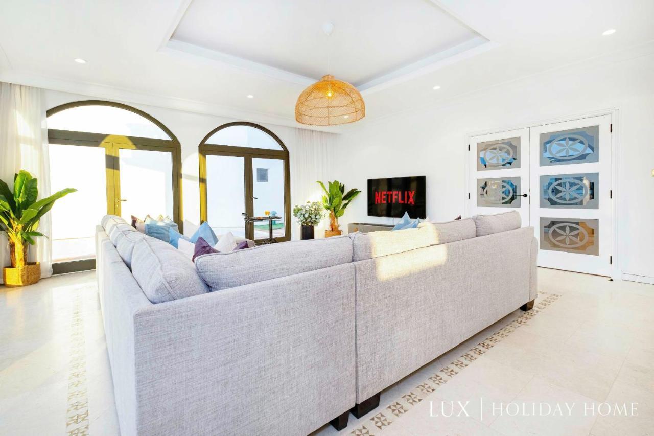 Lux The White Palm Pousada