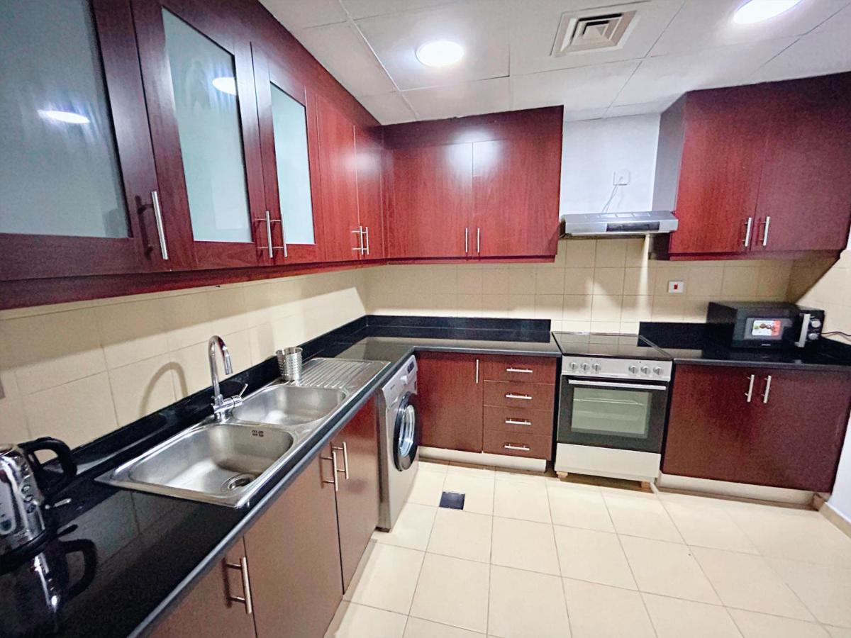Jewellery Homes In Amwaj 4 With Direct Access Apartment