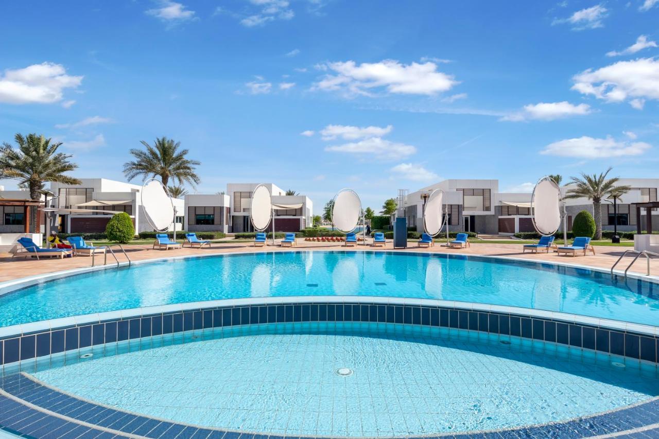 Fam Living - Sarai Beach Villas - Palm Jumeirah - Families Only Dubai