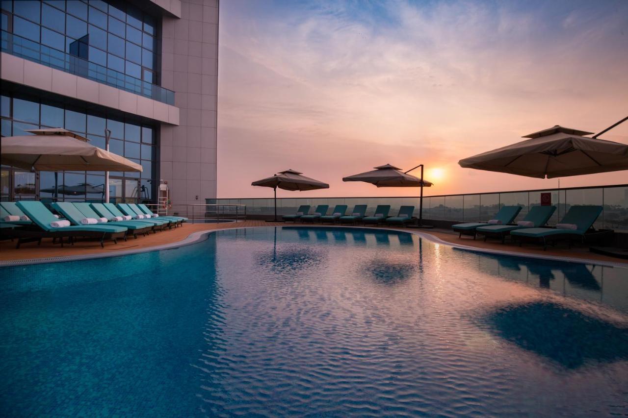 Millennium Place Barsha Heights Otel 4*