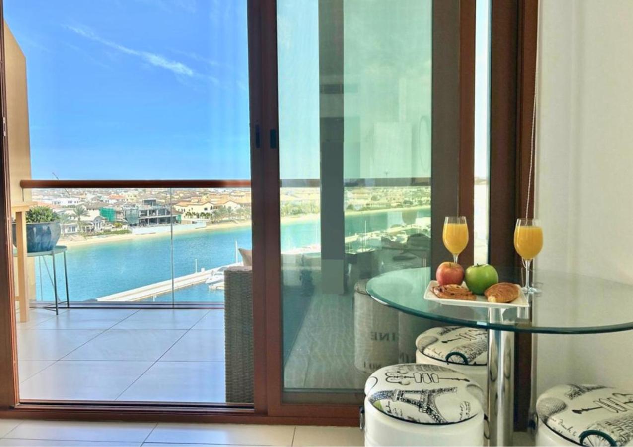 Luxury On The Palm With Marina View Balcony Apartment