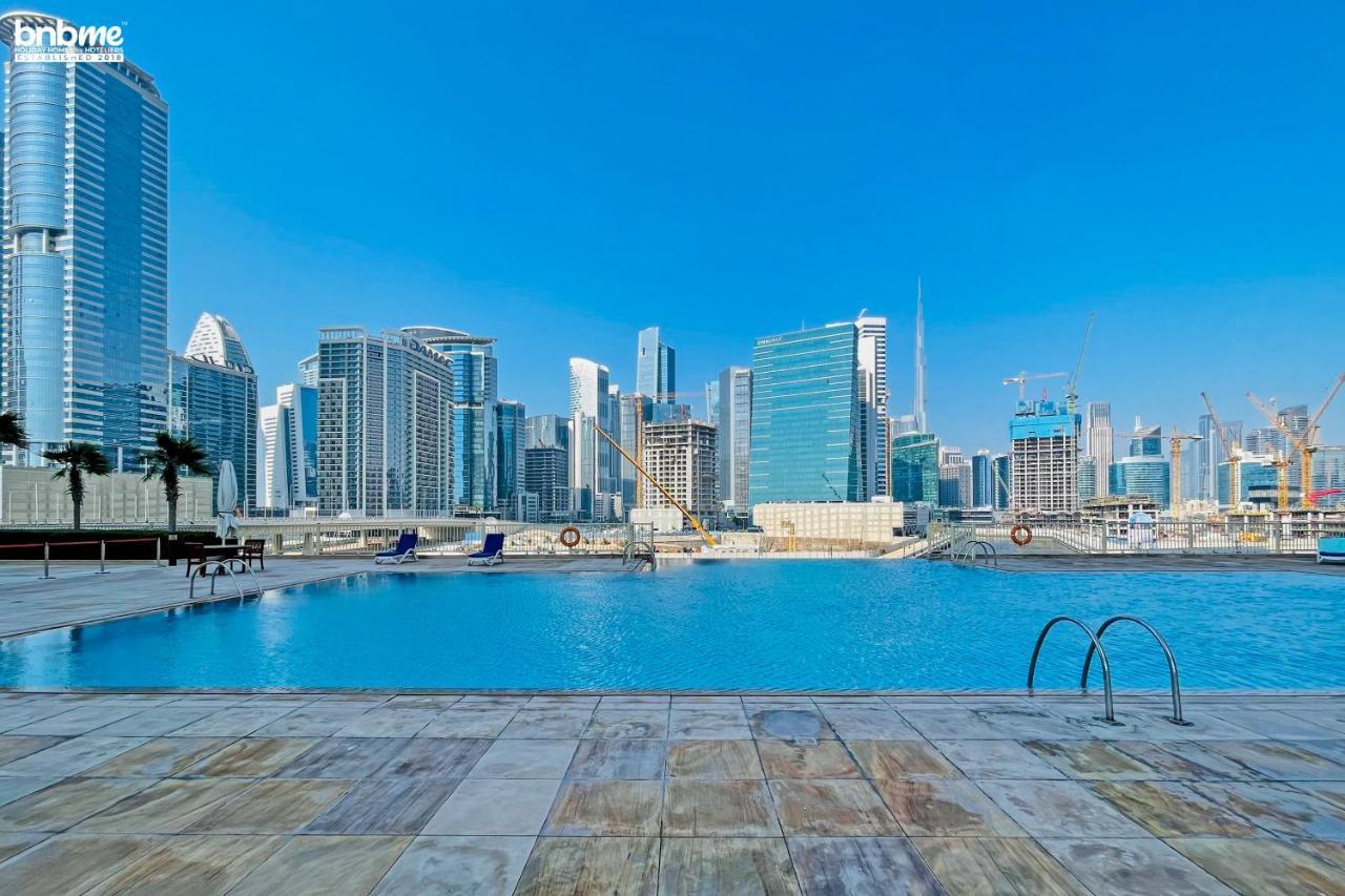 Bnbme - Churchill Tower * Dubai